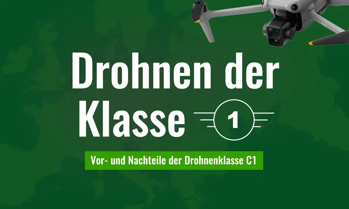Drohnen der Klasse 1: Vorteile und Nachteile der C1-Drohnenregeln. Eine graue Drohne fliegt über einer Karte Europas.